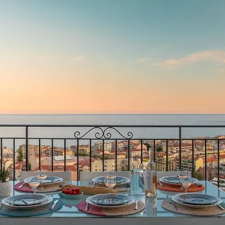 Magnifique D'époque Vue Mer, à 12 Min à Pieds *