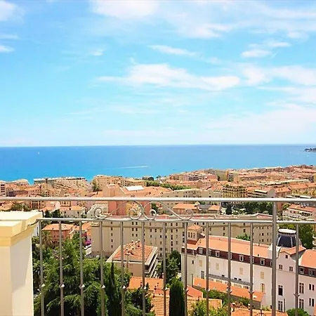 Magnifique D'epoque Vue Mer, A 12 Min A Pieds