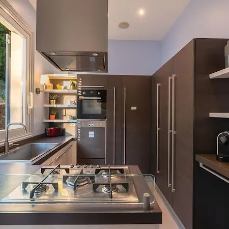 Magnifique D'époque Vue Mer, à 12 Min à Pieds *