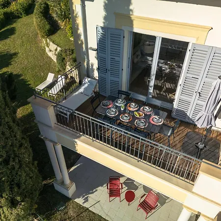 Magnifique D'epoque Vue Mer, A 12 Min A Pieds *