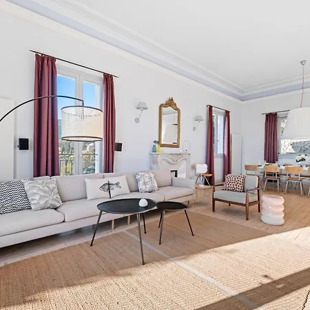 Magnifique D'époque Vue Mer, à 12 Min à Pieds *