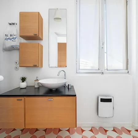 Magnifique D'époque Vue Mer, à 12 Min à Pieds