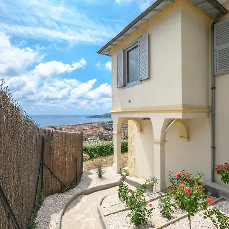Magnifique D'epoque Vue Mer, A 12 Min A Pieds Villa Menton