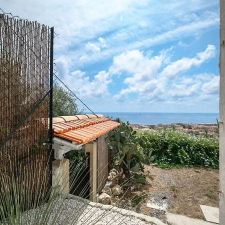 Magnifique D'epoque Vue Mer, A 12 Min A Pieds Villa Menton